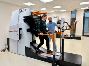 Blick in die Reha-Labs des Ambulanten Neurologischen Therapiezentrums der Asklepios Klinik St. Georg (Walk-Lab, Skill-Lab)